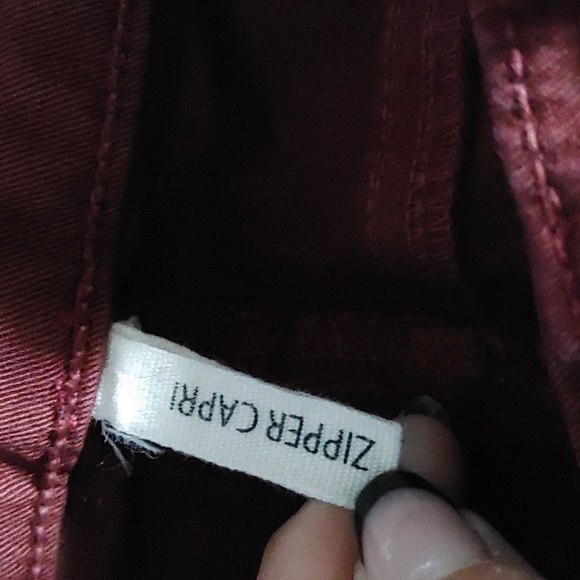 Rag and Bone burgundy skinny zipper capris size 26 - Picture 7 of 8